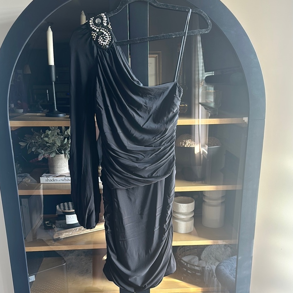 Laundry By Shelli Segal Black Asymmetrical Ruched Bodycon Dress